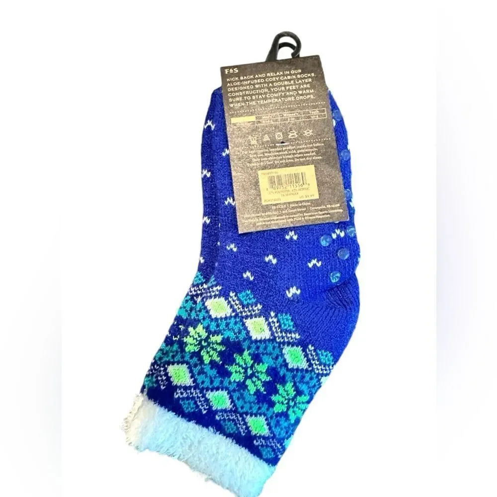 NWT Field & Stream Youth Cozy Cabin Socks - Set of 3 Blue/Red/Green Non Slip